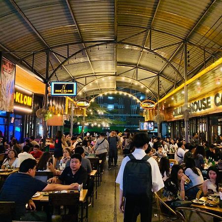 Oasis Cafe And Nap Vandrehjem Bangkok Eksteriør billede