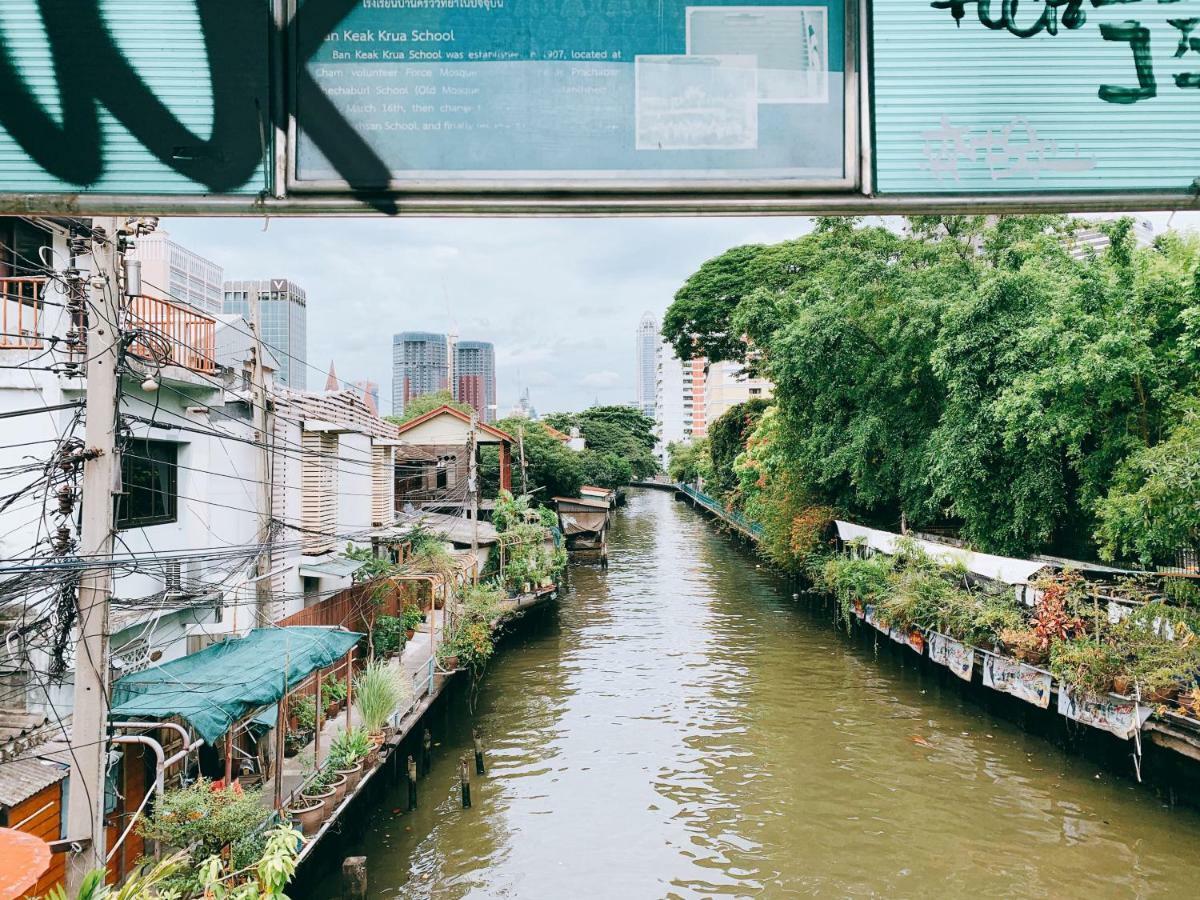 Oasis Cafe And Nap Vandrehjem Bangkok Eksteriør billede